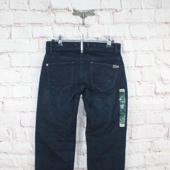NWT! LL Bean Blue Dark Washed Low Rise Straight Leg Stretch Jeans 2 Pet - Picture 3 of 9